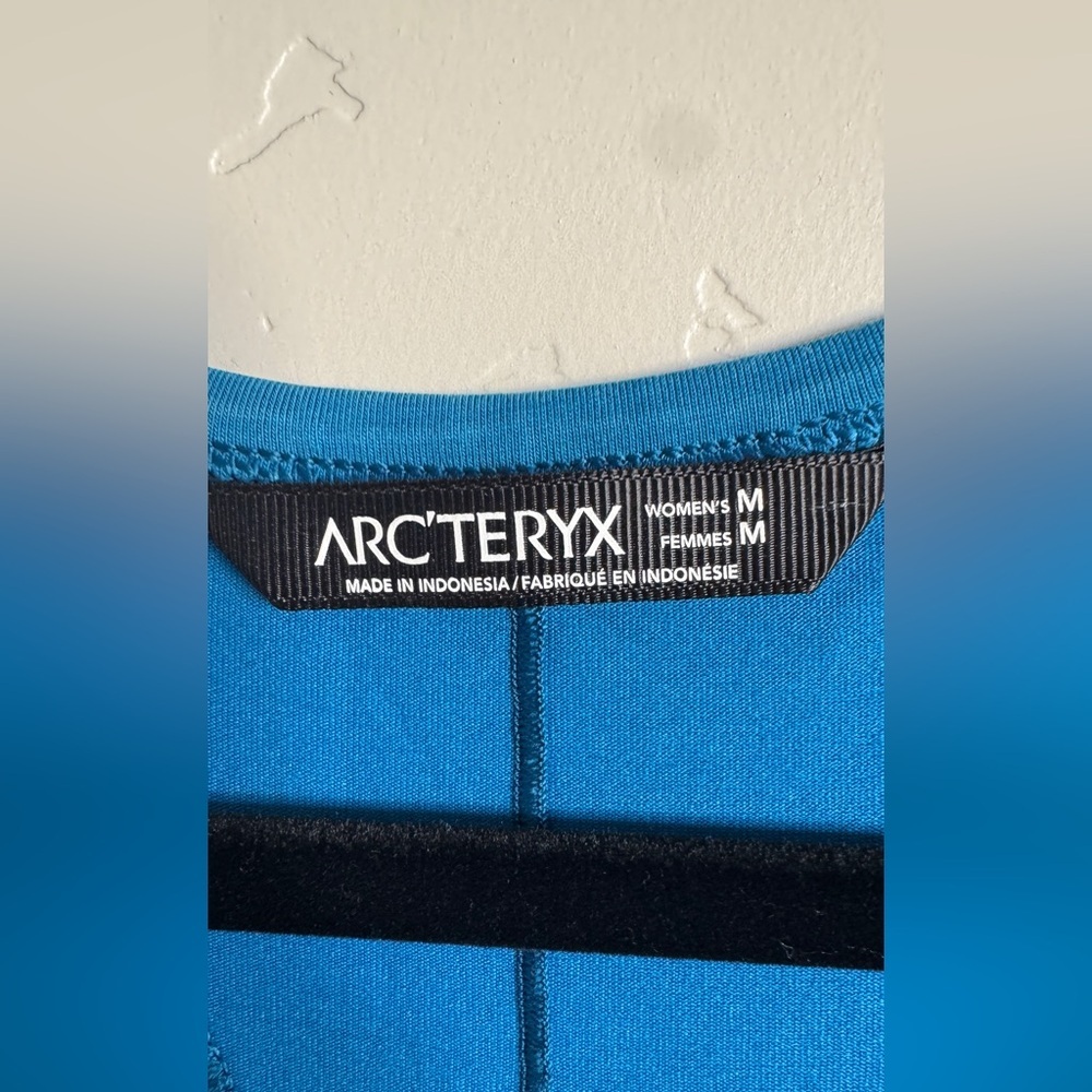 Arc’teryx Jelena Dress Blue Size Medium View 5